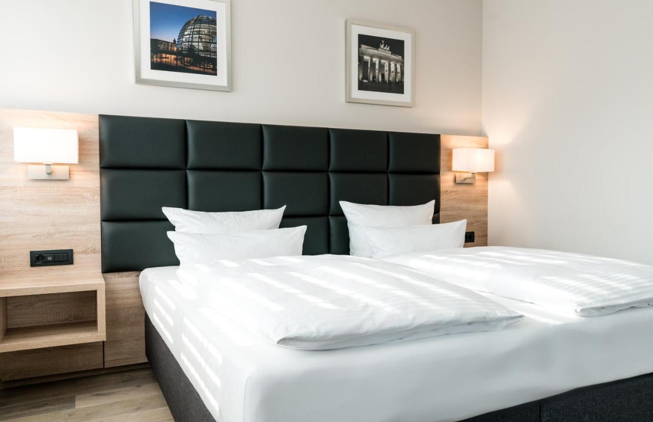 Hotel Am Wasserturm Berlin Extérieur photo